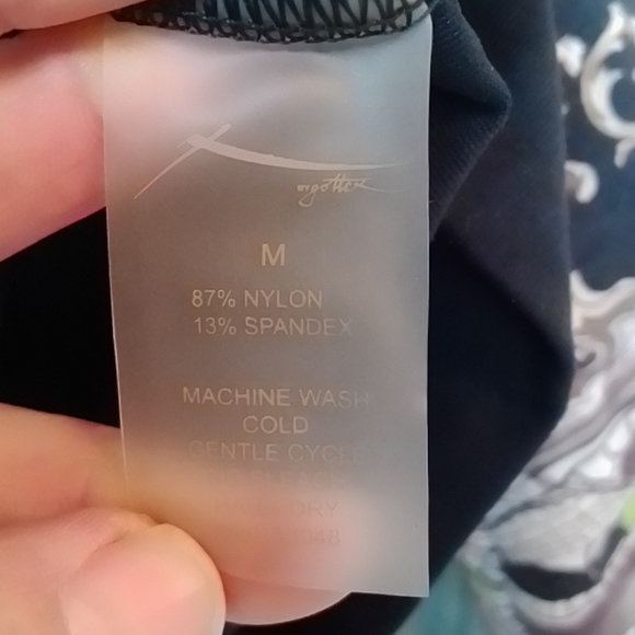 Gottex full zip hoodie black with printed sleeves, good and pockets medium - Picture 6 of 6